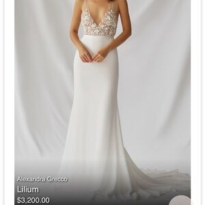 Never worn. Bust 35. Waist 27.5. Hip 39.5